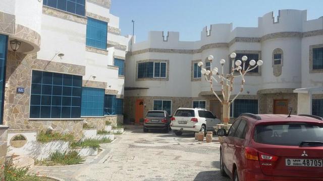 2 Bedroom Villa To Rent In Mirdif Dubai By Modern Square Real Estate Broker