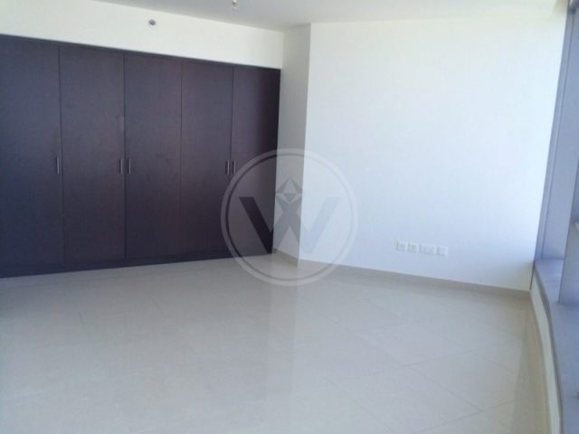  Image of 2 bedroom Apartment for sale in Sky Tower, Shams Gate District at Sky Tower, Al Reem Island, Abu Dhabi