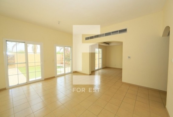 3 bedroom Villa to r...