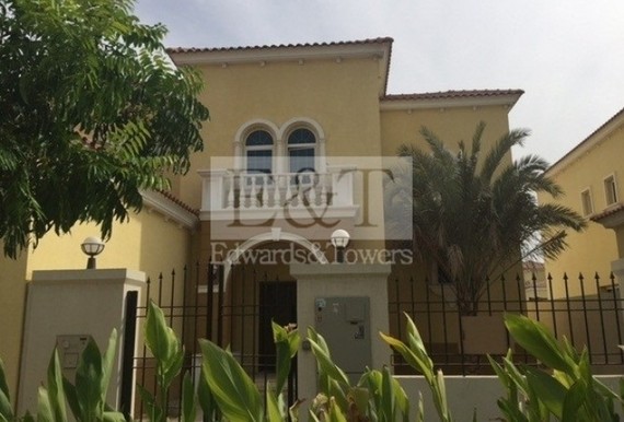 3 bedroom Villa to r...