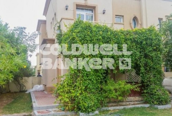 3 bedroom Villa to r...