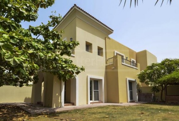 3 bedroom Villa to r...