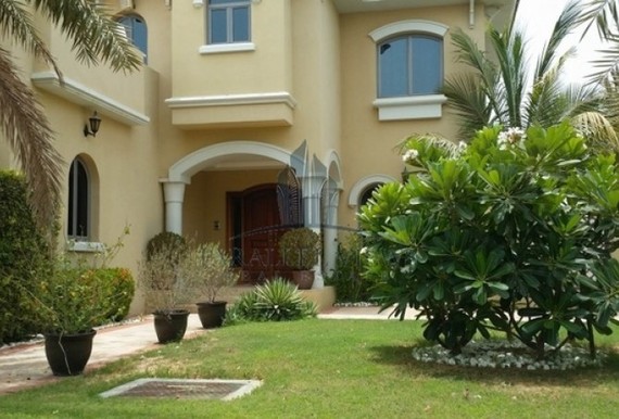 4 bedroom Villa to r...