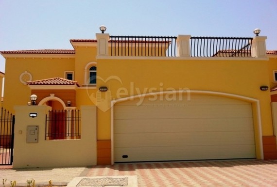 4 bedroom Villa to r...