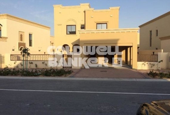 4 bedroom Villa to r...