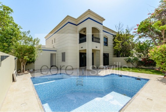 4 bedroom Villa to r...