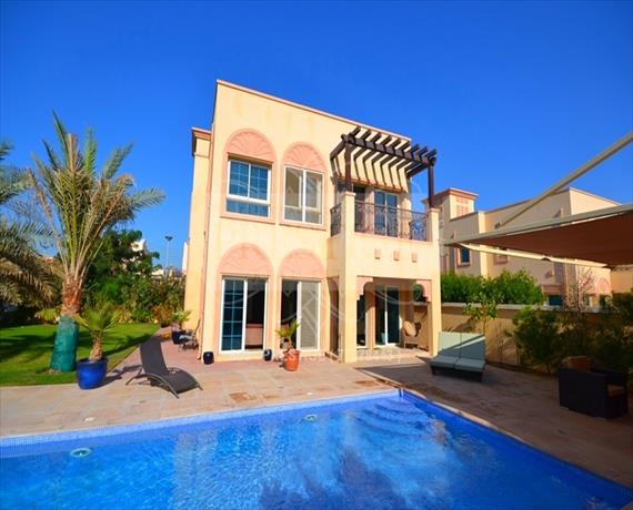 2 bedroom Villa to r...