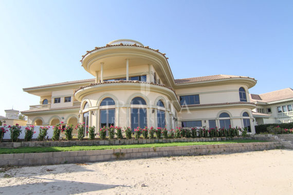 6 bedroom Villa for...