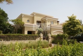 4 bedroom Villa for...