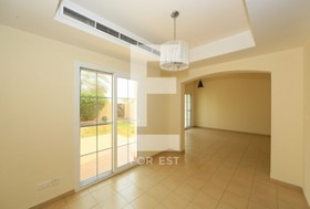 3 bedroom Villa to r...