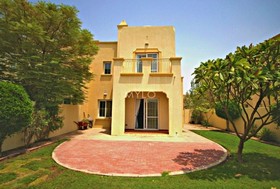 3 bedroom Villa to r...