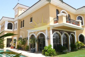 4 bedroom Villa for...