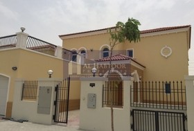 4 bedroom Villa to r...