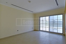 4 bedroom Villa to r...