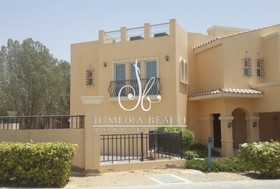 4 bedroom Villa to r...