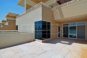 4 bedroom Villa to r...