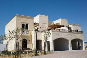 4 bedroom Villa to r...