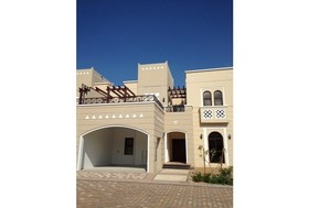 4 bedroom Villa to r...