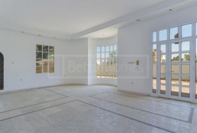 4 bedroom Villa to r...