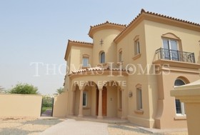 5 bedroom Villa to r...