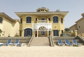 5 bedroom Villa to r...