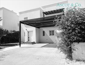 3 bedroom Villa to r...