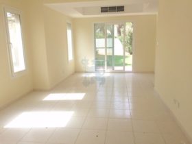 3 bedroom Villa to r...