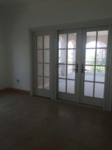 5 bedroom Villa to r...